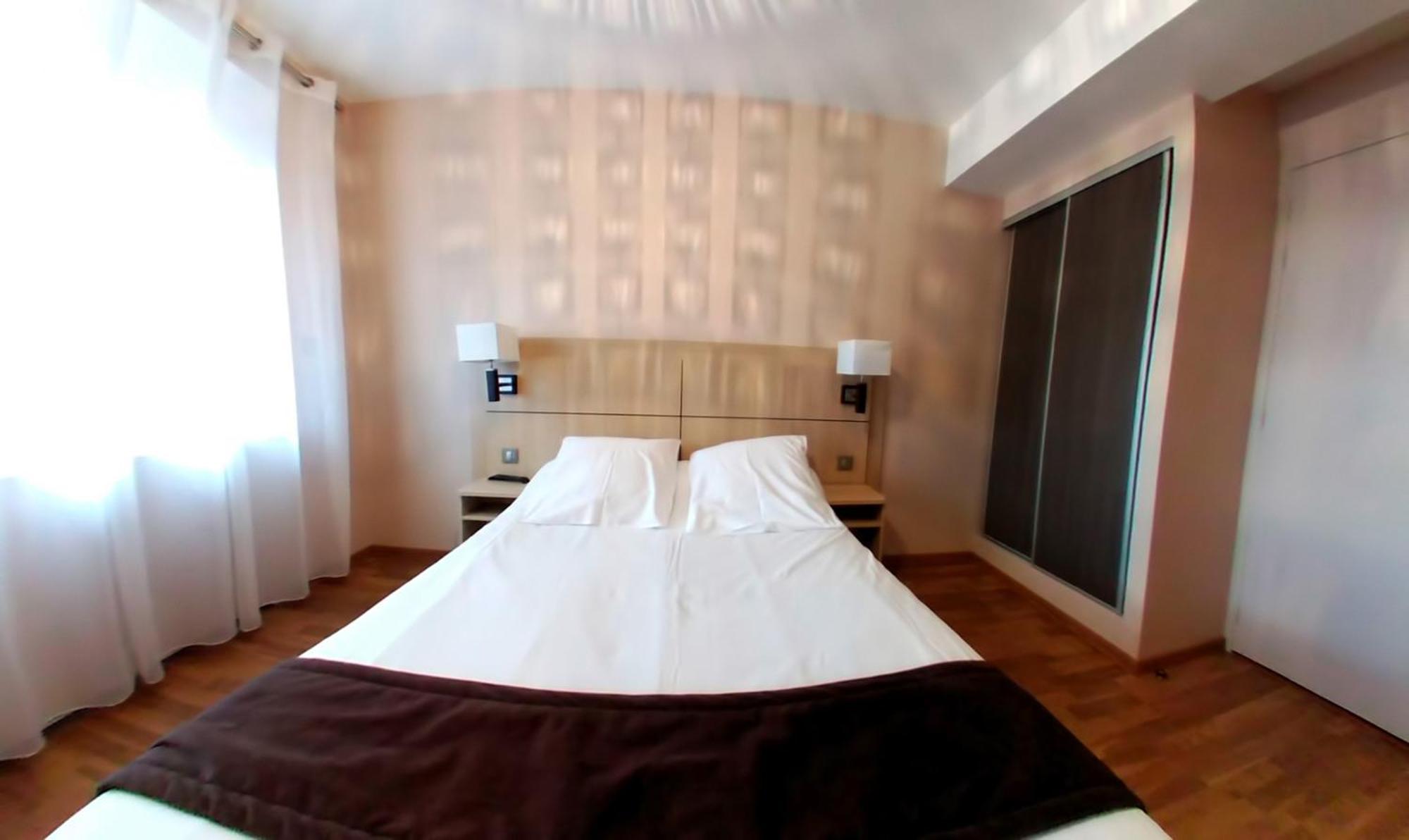 Hotel Au Bon Coin Cloyes-sur-le-Loir Εξωτερικό φωτογραφία